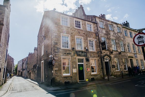 The Sun Hotel & Bar